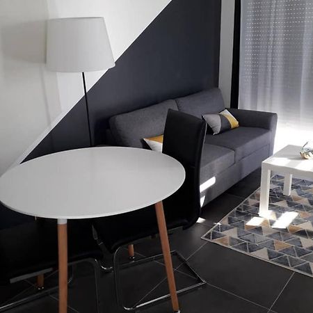 Logement neuf de 40 m², équipé et confortable Croix-Chapeau Extérieur photo