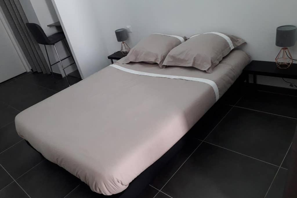 Logement neuf de 40 m², équipé et confortable Croix-Chapeau Extérieur photo