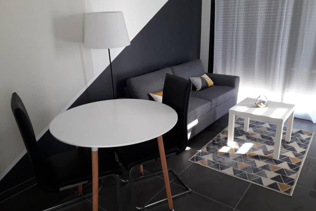 Logement neuf de 40 m², équipé et confortable Croix-Chapeau Extérieur photo