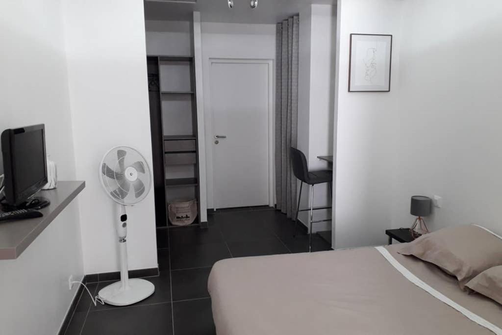 Logement neuf de 40 m², équipé et confortable Croix-Chapeau Extérieur photo